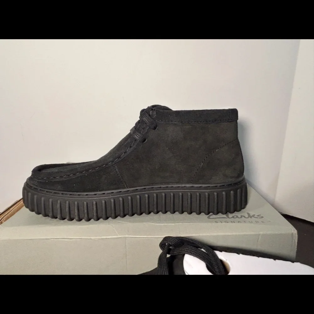 Clarks Torhill Hi Suede Ankle Boots Black Mens 7.5M